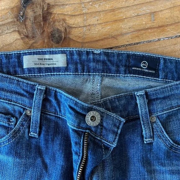 AG The Prima Mid-Rise Cigarette jeans 28R - Picture 3 of 4